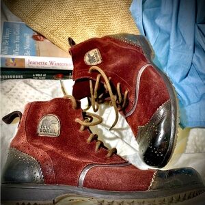 Wingtip/Brogues Boots | Bottes brogue suède | 42 SOREL